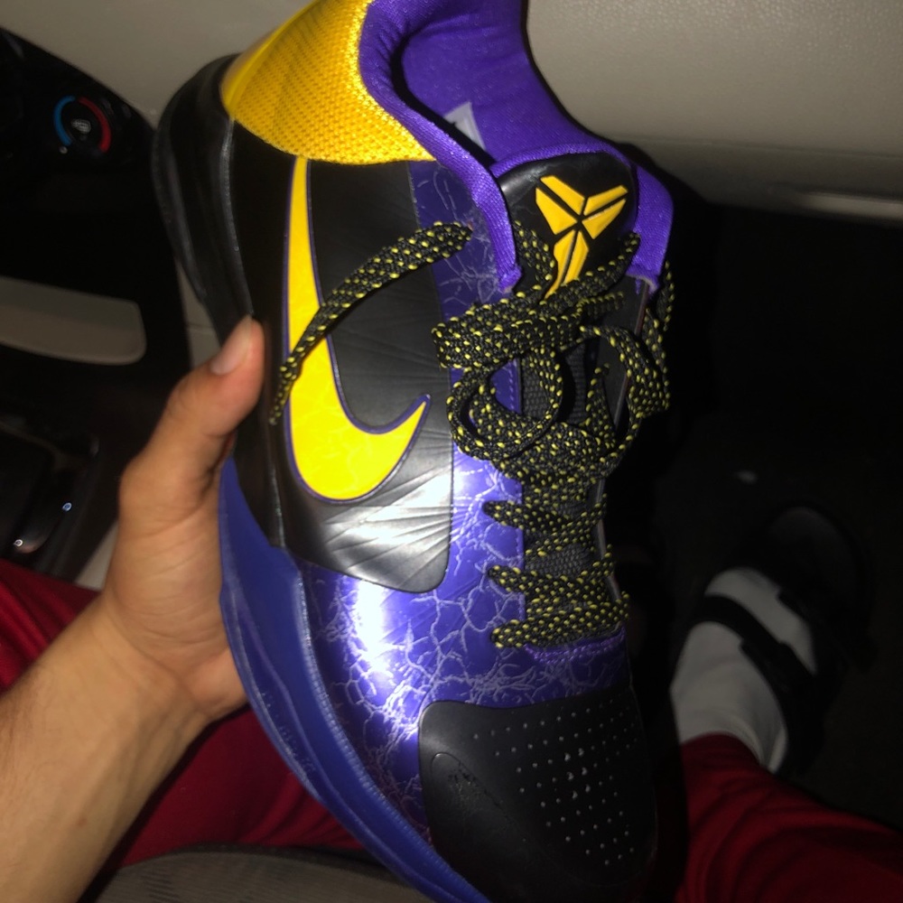 Kobe 5’s